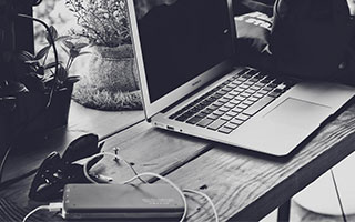 爱游戏网页版-尤文图斯在意甲联赛中排名第四，成功晋级欧冠。，意甲尤文图斯队员名单