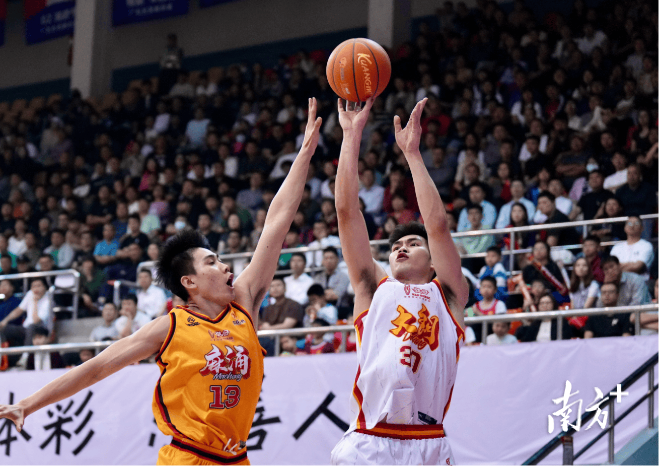 包含城市体育文化节促进青少年篮球热情，营造健康青春氛围的词条